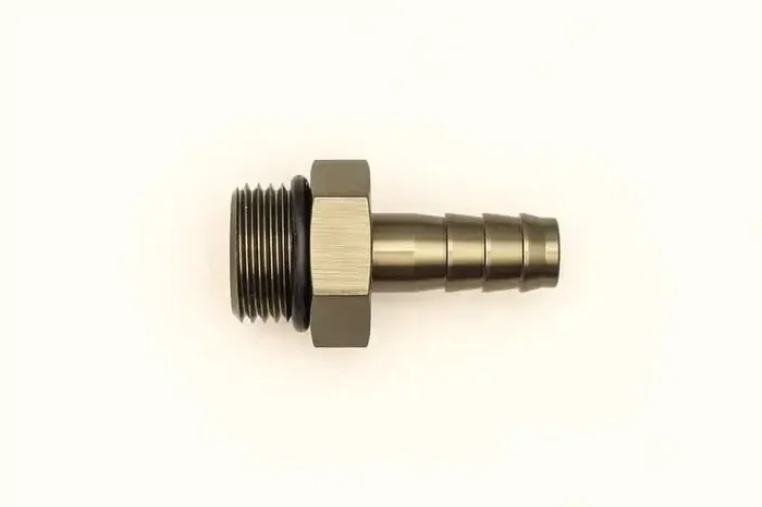 DeatschWerks 8AN ORB Male To 3/8in. Male Triple Barb Fitting (Incl. O-Ring)