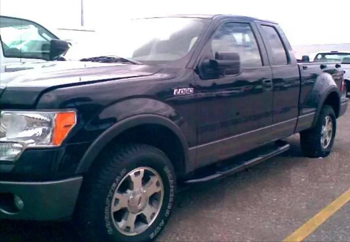 Go Rhino – 4000 Series SideSteps w/Mounts – Powder Coat Black – F-150 Ext. Cab – 4127B