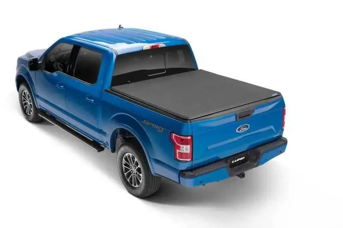 Lund 2022 Nissan Frontier 5ft. Bed – Genesis Elite Tri-Fold Tonneau Cover – Black