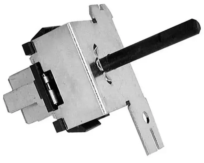 OMIX 17903.04 Heater Blower Motor Switch 99-04 Wrangler (TJ)