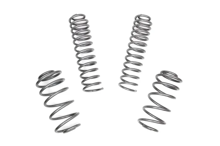 Rough Country 2.5 in. Lift Kit, 4 Cyl for Jeep Wrangler TJ 4WD 97-06 – 652