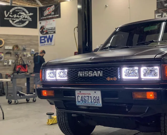 Vision X Lighting Single 4X6″ Rectangle Vx Series Amber Halo Black Chrome Face Led Headlight W/ Low-High-Halo – 9925929